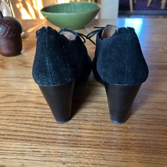 Jack Rogers Olivia Suede Scalloped Wedge Booties 11 - Picture 6 of 10